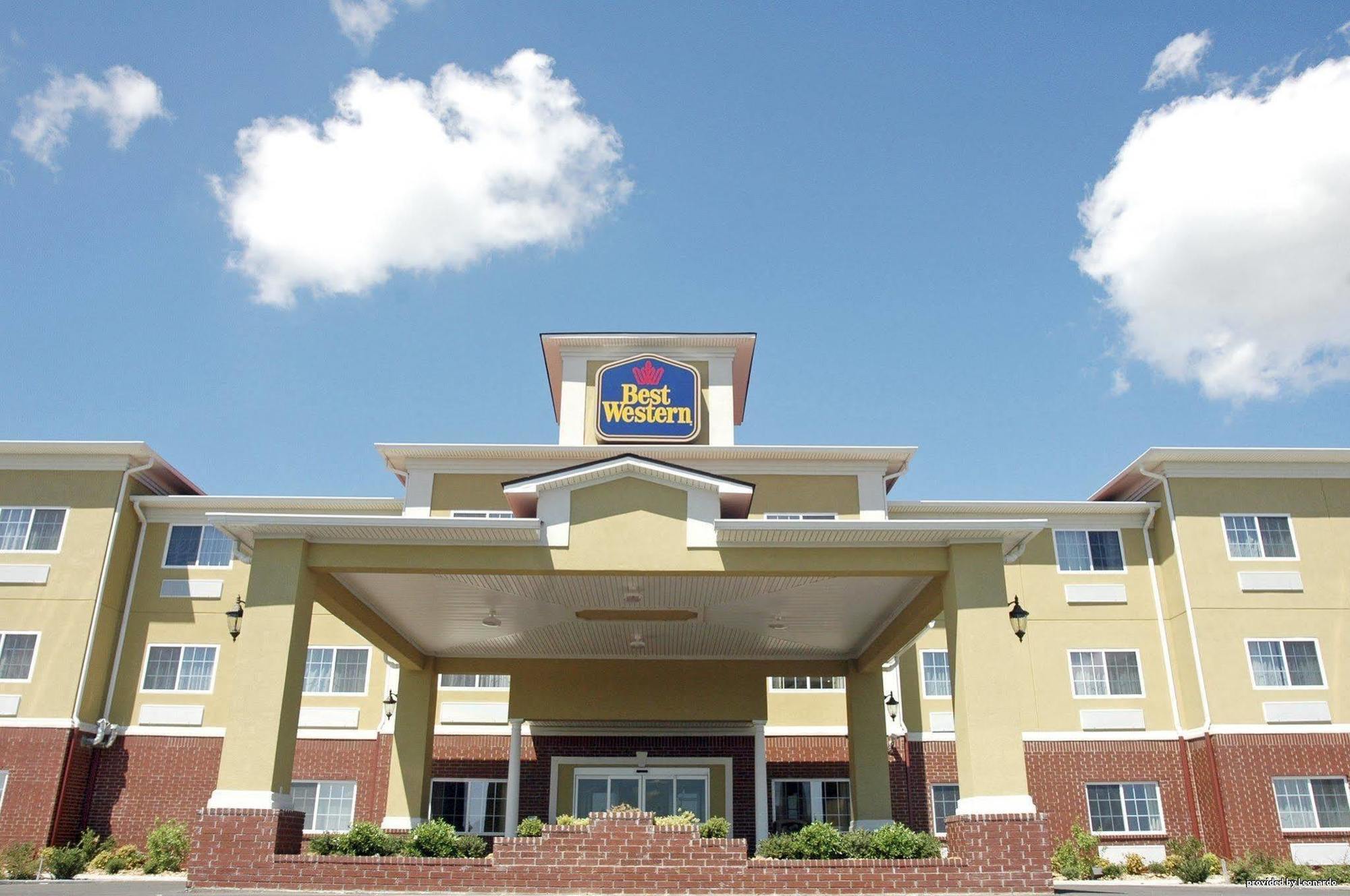 Best Western Presidential Hotel & Suites Pine Bluff Exterior photo